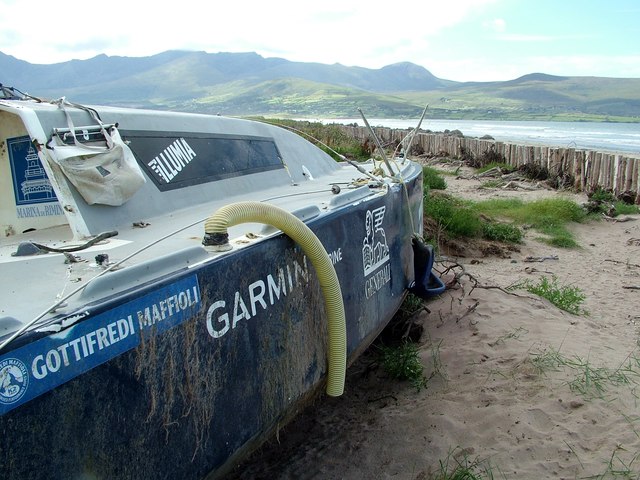 Abandoned wreck of the Illumia 12 yacht, on Fermoyle Strand.