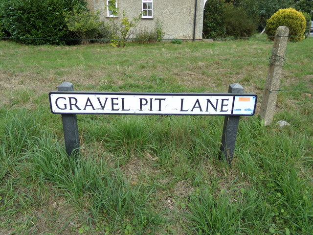 Gravel Pit Lane sign © Geographer :: Geograph Britain and Ireland