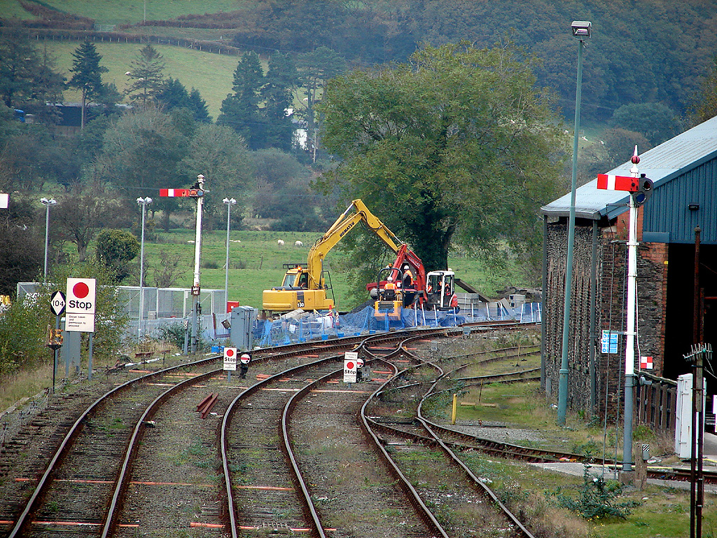 A View 'inland' From Machynlleth Station... © John Lucas :: Geograph ...