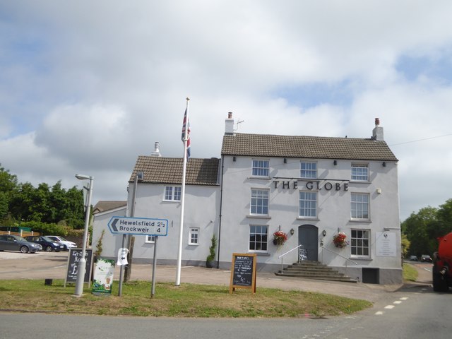 The Globe Inn, Alvington © David Smith cc-by-sa/2.0 :: Geograph Britain ...