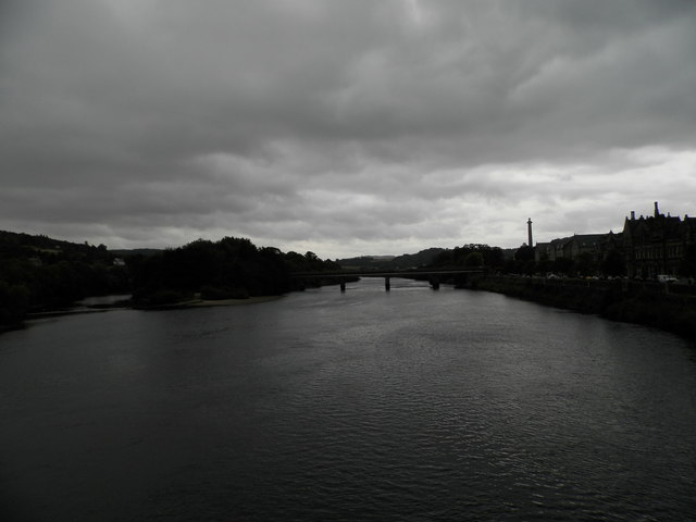 The Tay at Perth from Queen's Bridge