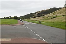 NT2773 : Queen's Drive near the Palace of Holyroodhouse by Mark Anderson