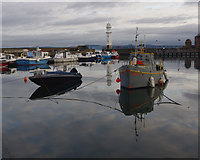 NT2577 : Newhaven Harbour by Ian Taylor