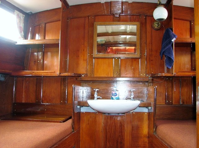 The Wherry Yacht 'Norada' - double cabin