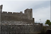 S0524 : Cahir Castle by N Chadwick