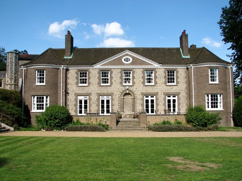 The Bishop's House © Evelyn Simak cc-by-sa/2.0 :: Geograph Britain and ...