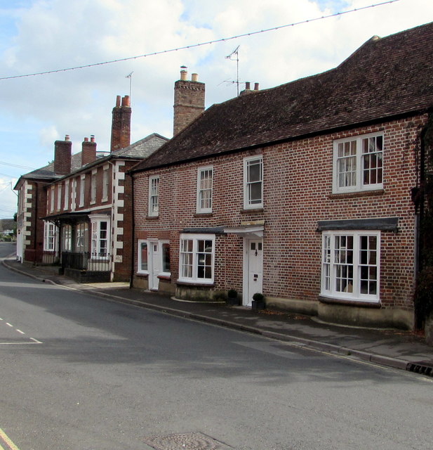 High Street houses, Pewsey © Jaggery :: Geograph Britain and Ireland