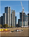 Vauxhall : Riverside apartments