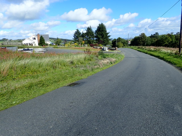 Sweeping curve at the northern end of Carrickrovaddy Road