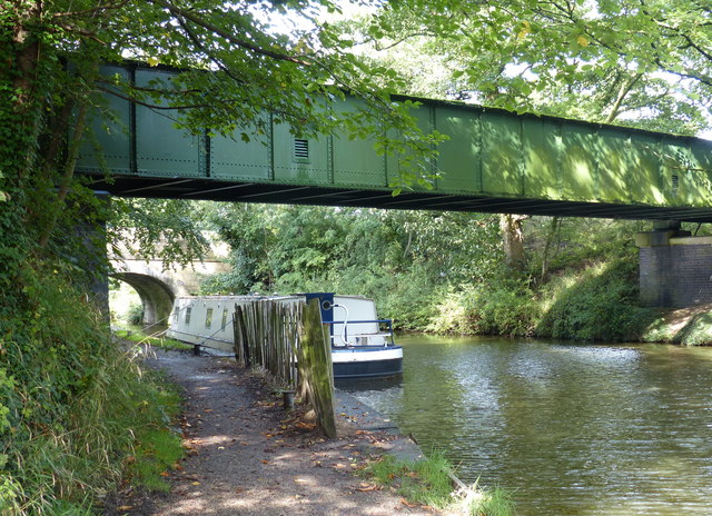 Two bridges crossing the Lancaster Canal © Mat Fascione :: Geograph ...