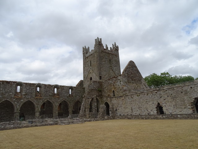 Jerpoint Abbey © Matthew Chadwick :: Geograph Ireland