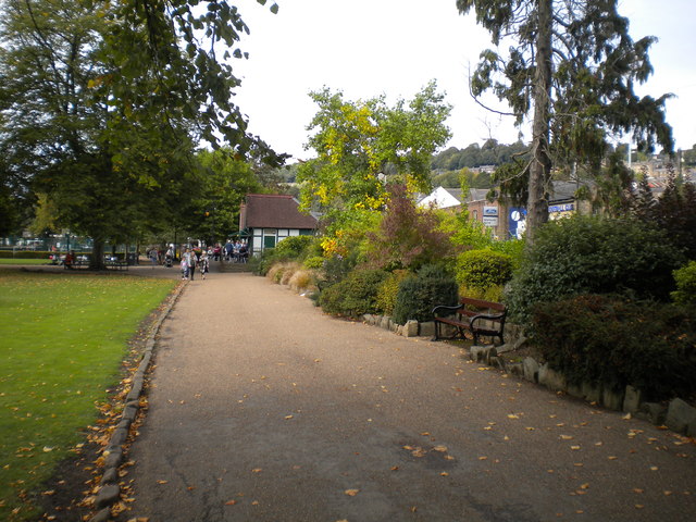 Footpath in Hall Leys Park, Matlock