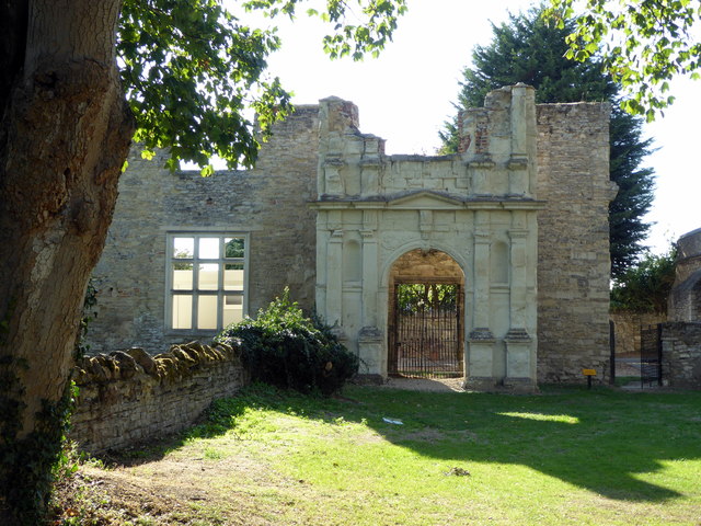 Former entrance to Hillersden Mansion