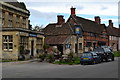 Sunday lunchtime at the Longs Arms, Steeple Ashton