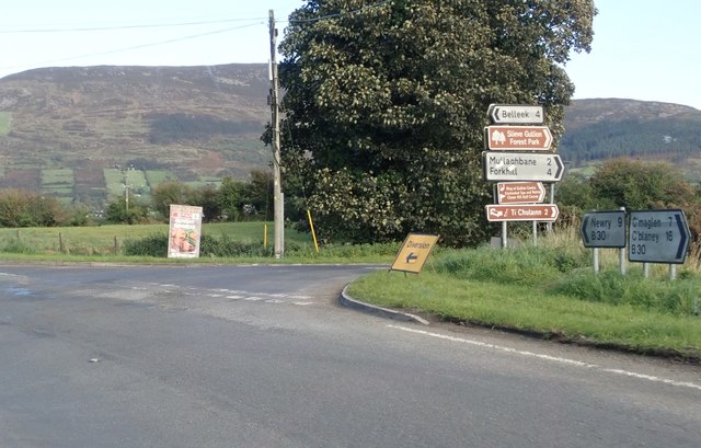The Tullymacreeve Road junction on the B30