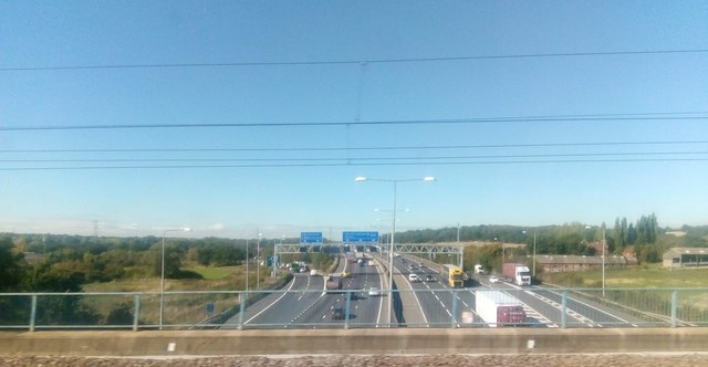 M25 approaching the A12 junction, from the railway bridge