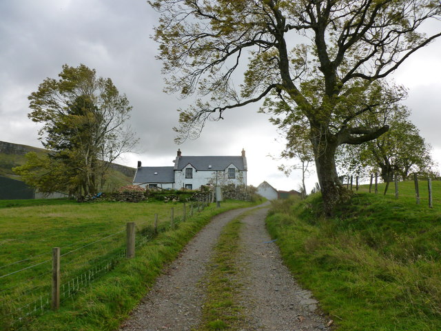 Farm buildings at Easter Glinns