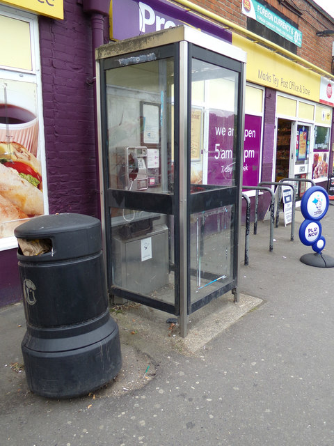 Telephone Box on the B1408 London Road