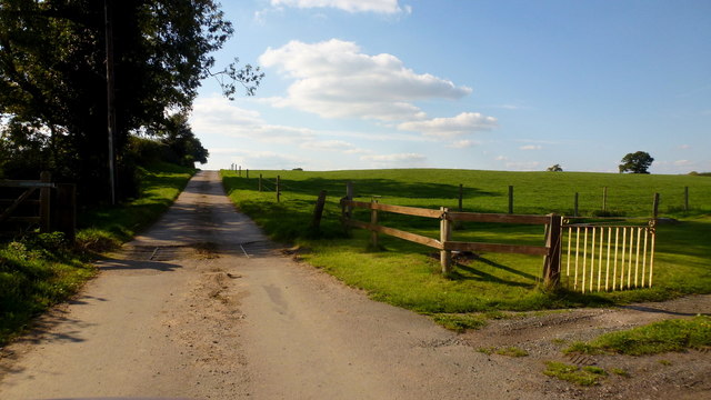 Track and bridleway to College Fields