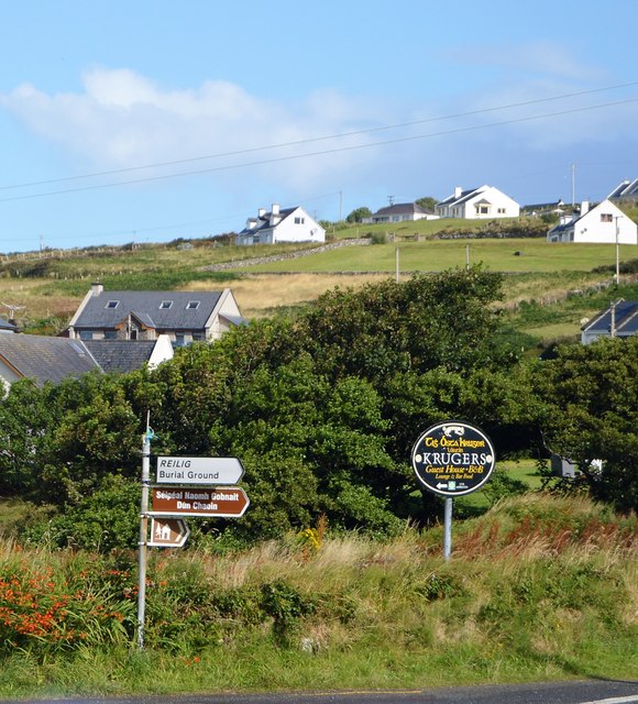 Road sign by Slea Head Drive © N Chadwick :: Geograph Ireland