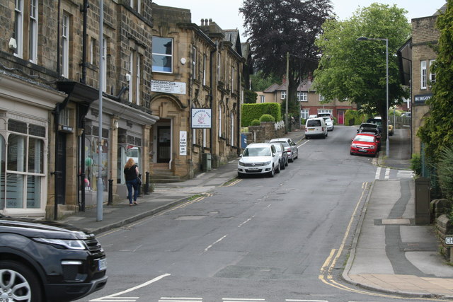 Ilkley:  Chantry Drive