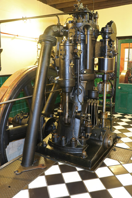 Internal Fire Museum of Power - Sulzer air blast diesel engine