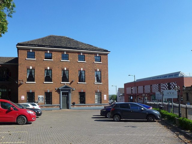 York House Hotel, Wakefield © Penny Mayes Cc-by-sa/2.0 :: Geograph ...