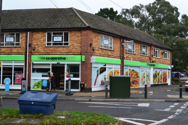 Co-op store, Bransgore © David Martin cc-by-sa/2.0 :: Geograph Britain ...