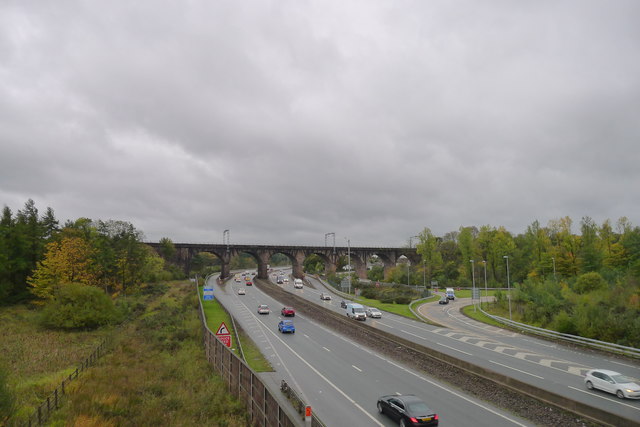 The M80 passing  beneath the Castlcary Viaduct
