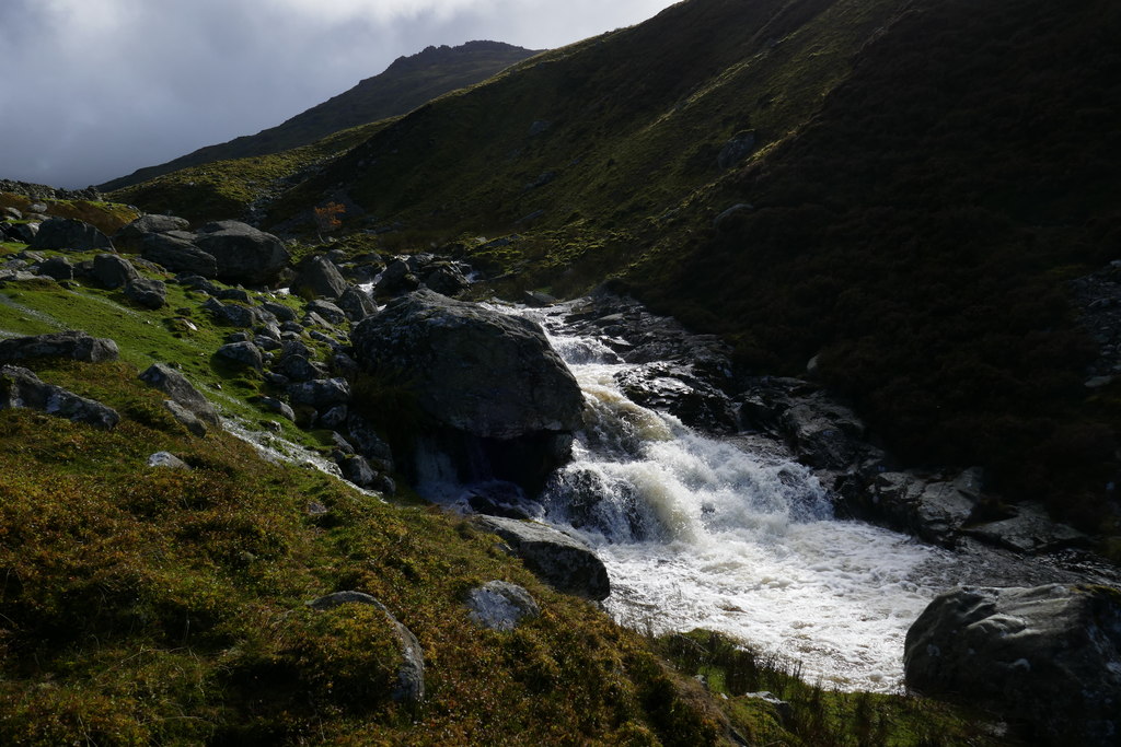 Afon Goch below Bera Mawr © Hansjoerg Lipp :: Geograph Britain and Ireland