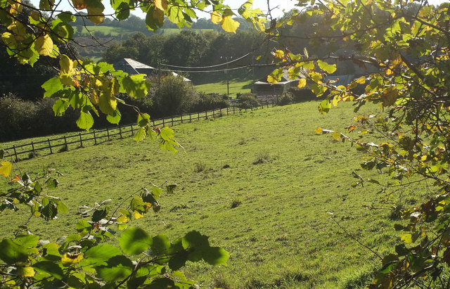 Crowndale Farm © Derek Harper Cc-by-sa 2.0 :: Geograph Britain And Ireland