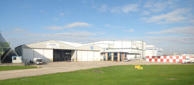 Signature hangar at Manchester Airport © Thomas Nugent cc-by-sa/2.0 ...