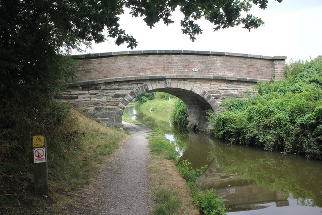 Bridge 89 on the Macclesfield Canal