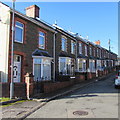 Row of houses, Mount Pleasant Road, Pontnewynydd