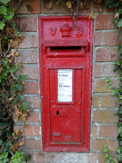 The School Victorian Postbox © Geographer cc-by-sa/2.0 :: Geograph ...