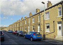 SE1016 : Terraced housing on Rufford Road, Golcar by JThomas