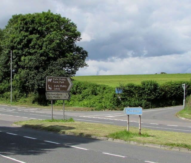 Junction of Newport Road and Coal Pit Lane, Castleton