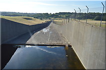 TM1635 : Spillway, Alton Water by N Chadwick