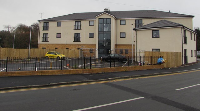 Recently-built block of flats, Elm Crescent, Bryntirion