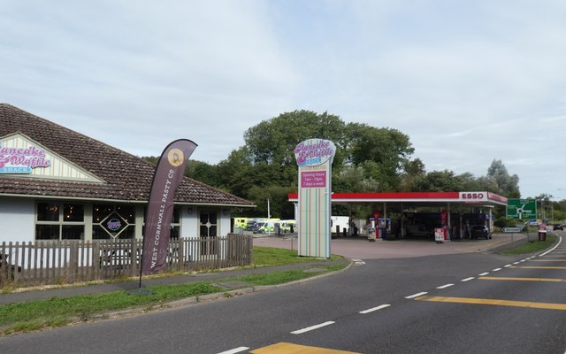 Filling station and cafe near Barton Mills