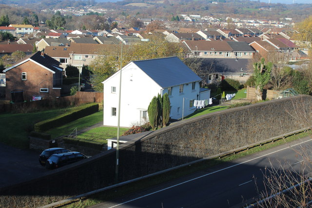 House next to A472, Pontllanfraith