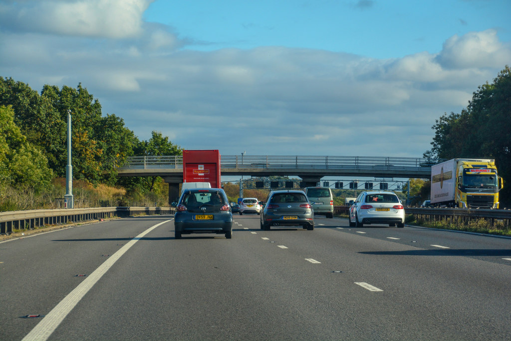 Central Bedfordshire : M1 Motorway © Lewis Clarke cc-by-sa/2.0 ...