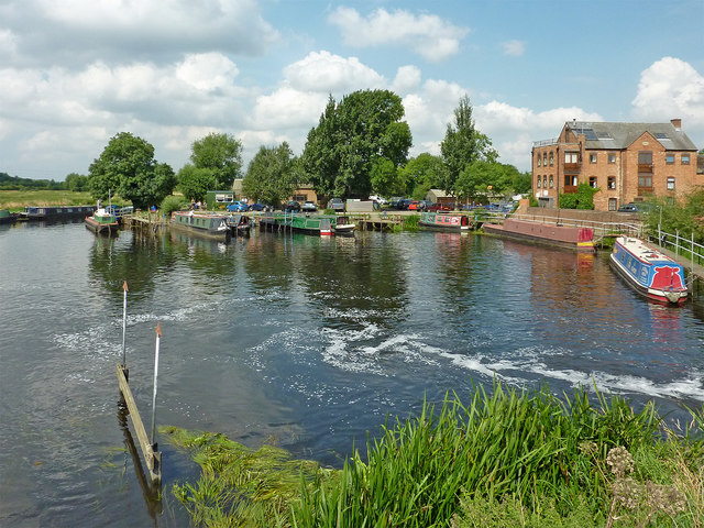 River Soar basin below Sileby Lock in... © Roger D Kidd :: Geograph ...