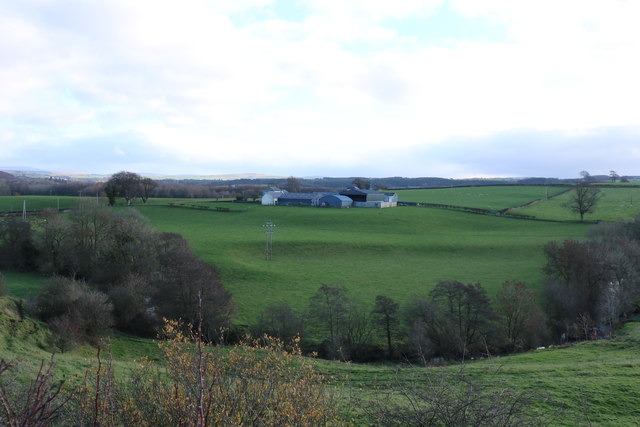 Ochiltree Mains Farm © Billy McCrorie cc-by-sa/2.0 :: Geograph Britain ...