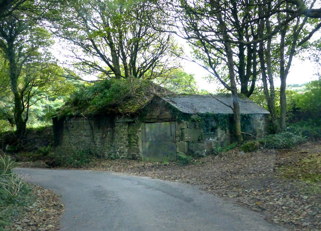 Old building near Tregonebris Farm