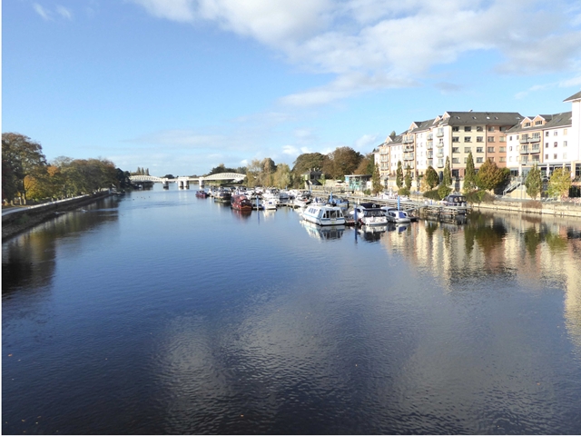 River Shannon at Athlone