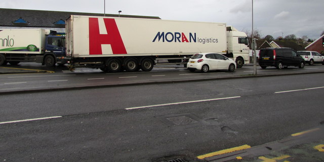 Moran Logistics articulated lorry, Malpas Road, Newport