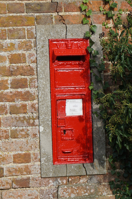 Victorian postbox, Church Farm, Brandiston