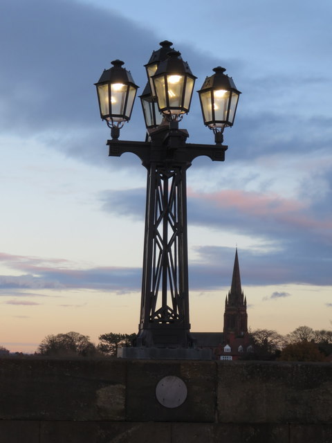 A 'REVO' lamp cluster on the Grosvenor Bridge