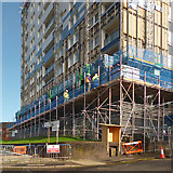 ST2987 : Recladding a tower block, Hillview, Gaer, Newport by Robin Drayton